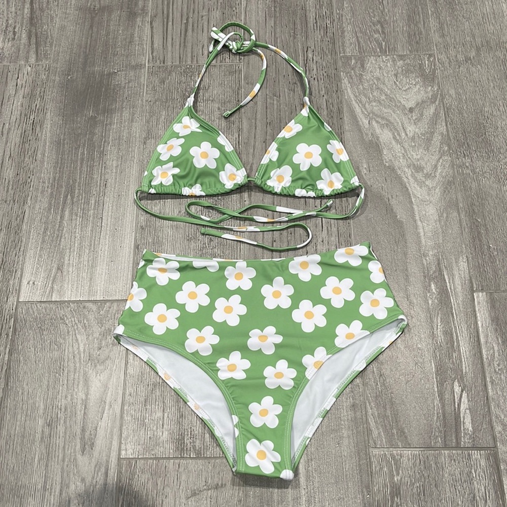 Romwe Daisy Floral High Waist Bikini 👙